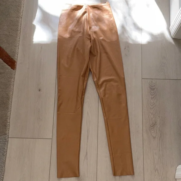 Commando Tan Faux Leather Leggings - Picture 3 of 4